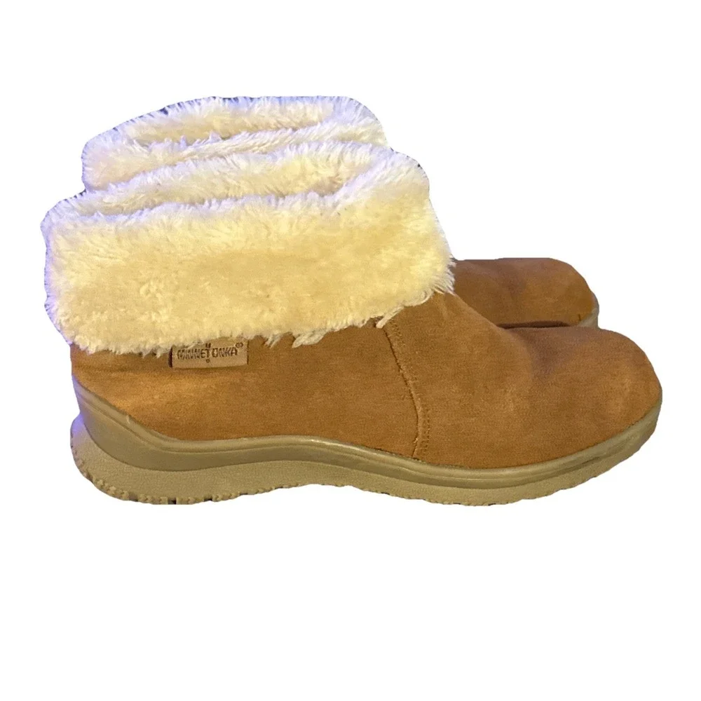 Minnetonka Southtown Suede Water-Resistant Brown Ankle Boots Fur-Lined Size 7M
